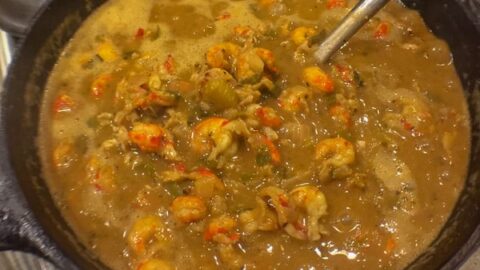 Crawfish smothering in gravy