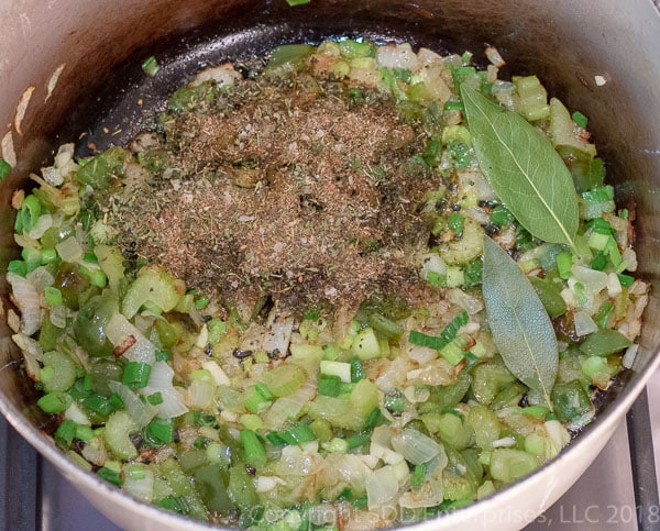 Trinity with spices in dutch oven