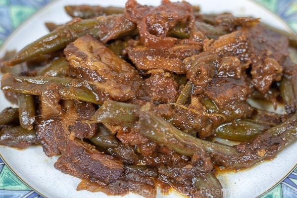 creole green beans with tomatoes and bacon