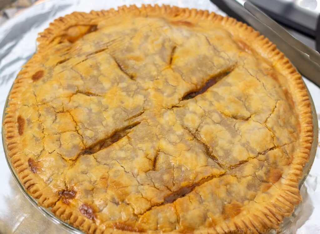 baked crawfish pie