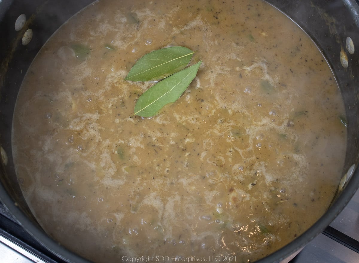 Cajun Smothered Chicken with Brown Gravy - A Sprinkling of Cayenne