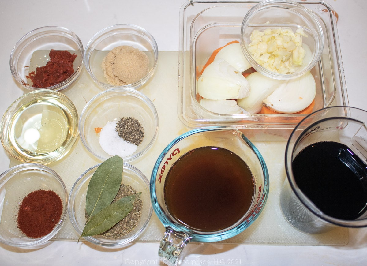 prepped ingredients to add to short ribs