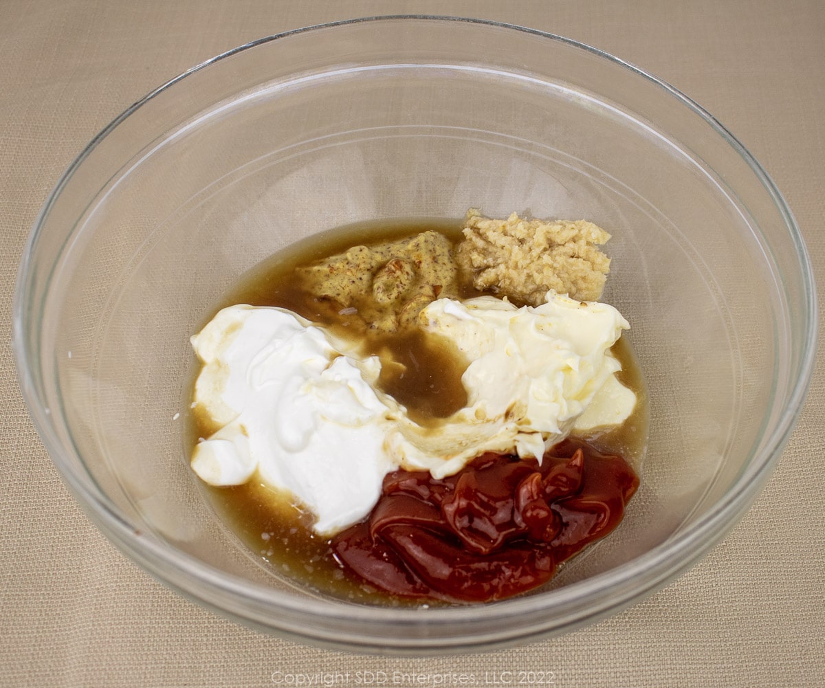 wet ingredients for dipping sauce in a glass bowl