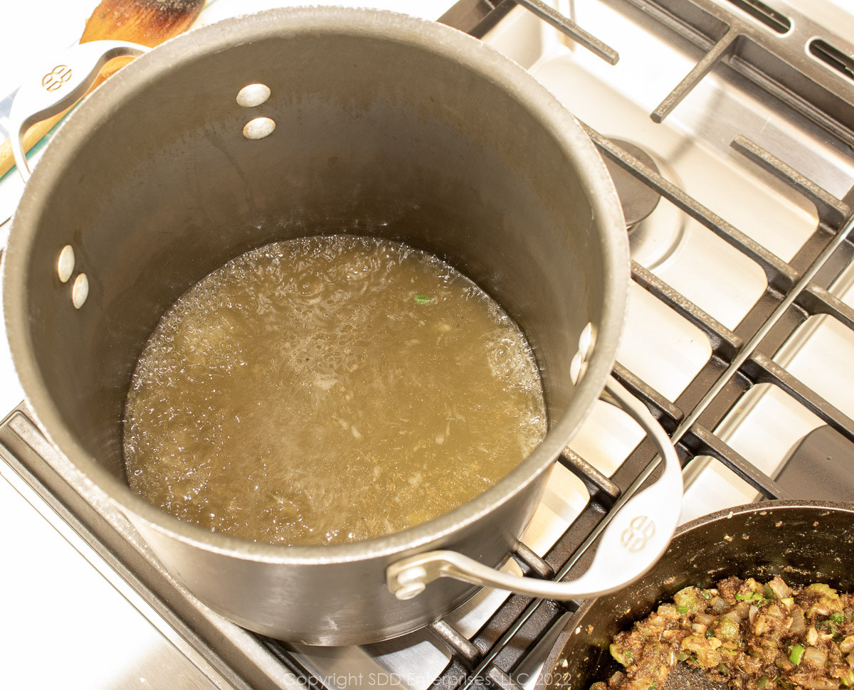 stock boiling in a stockpot