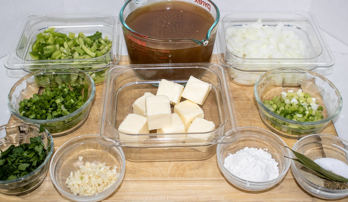 prepared ingredients for shrimp étouffée