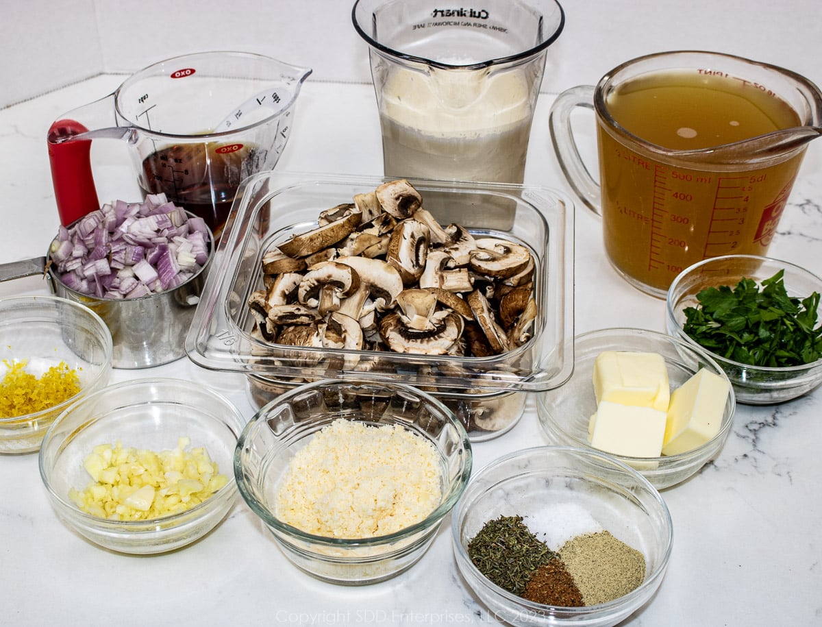 Prepared ingredients for Chicken with Creamy Mushroom Sauce.