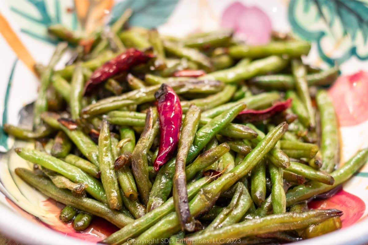 Sweet 'n Savory Green Beans in a serving Bowl.