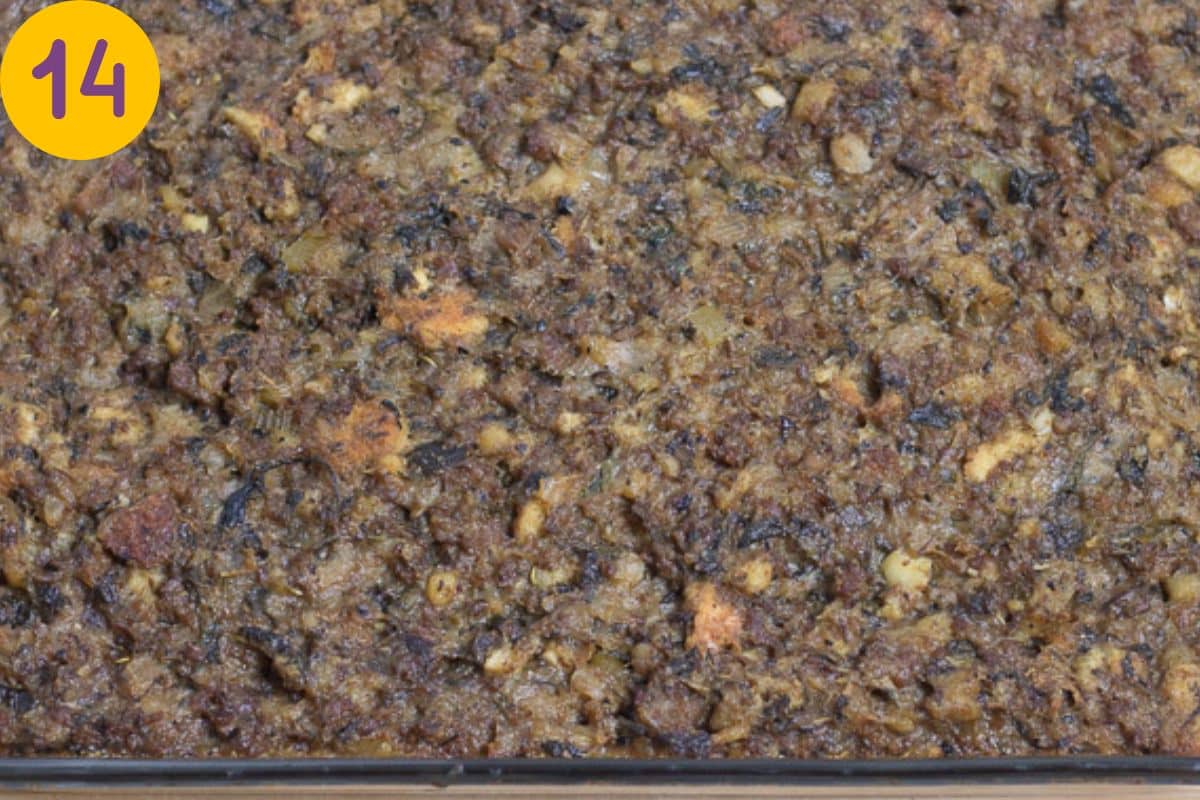 Steps for making oyster dressing.